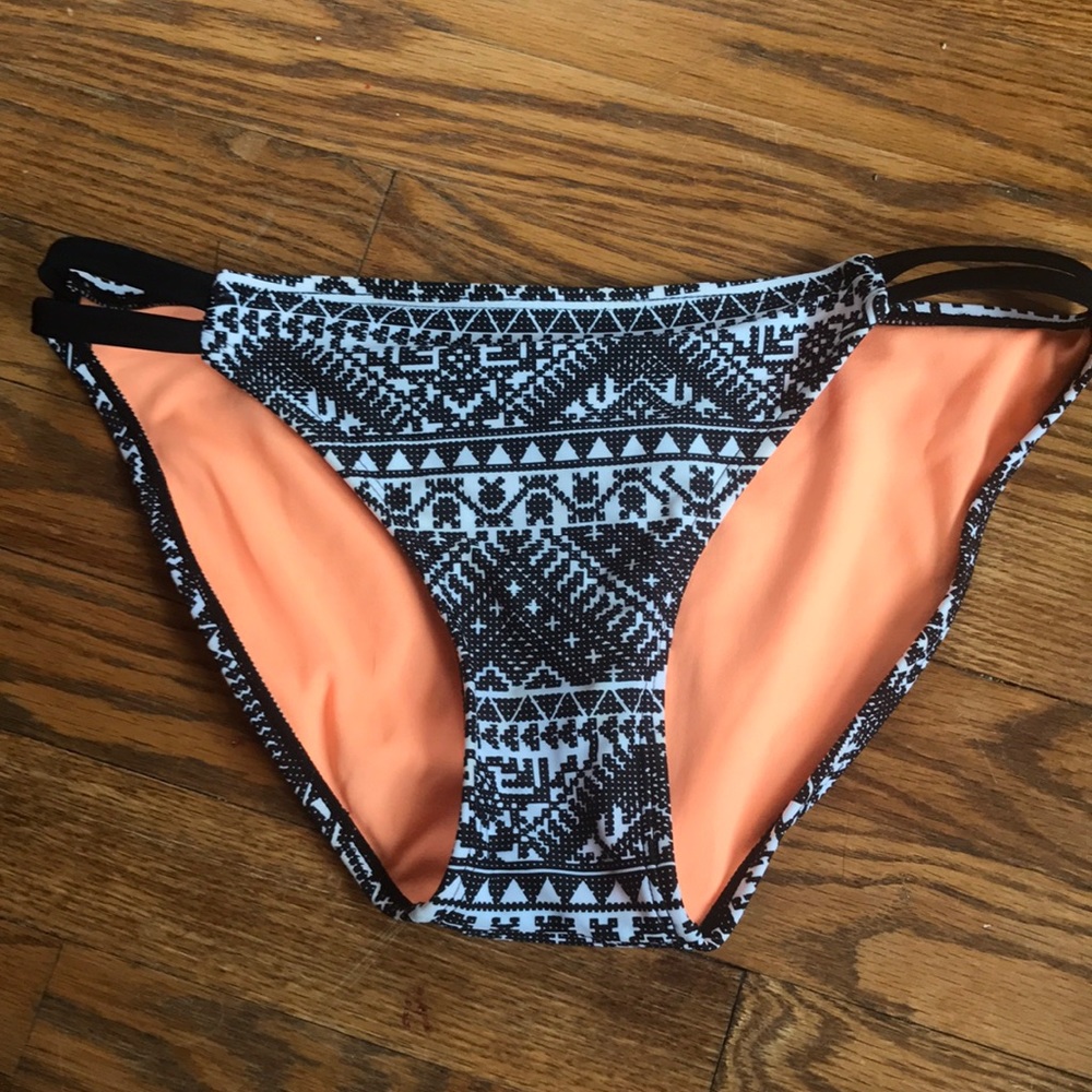 Tribal swimsuit bottoms